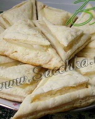 Слойки из слоеного теста с ванильным кремом