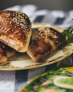 Слойки с фетой и шпинатом