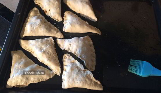 слойки с начинкой из груш