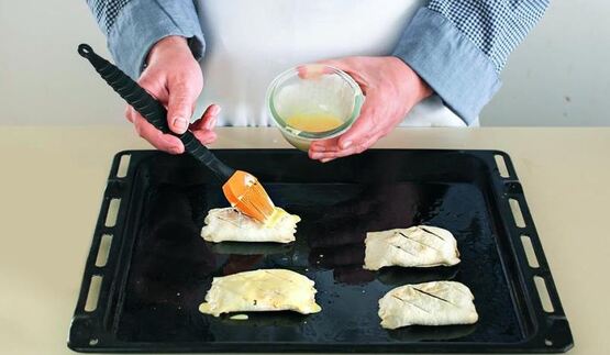 слойки с щавелем