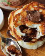 Сырники с шоколадной пастой