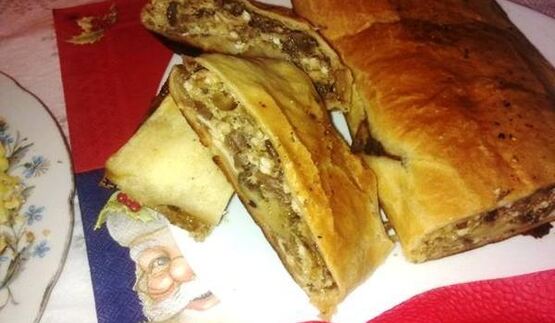 сырно шпинатные слойки