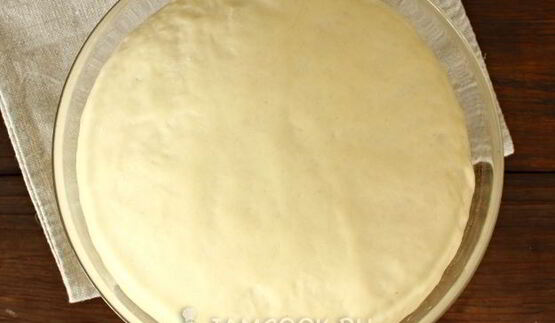 быстрое дрожжевое тесто на воде на пирожки