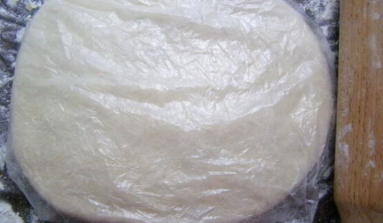 домашнее слоеное дрожжевое тесто