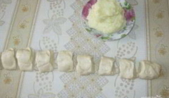 дрожжевое тесто с картофелем