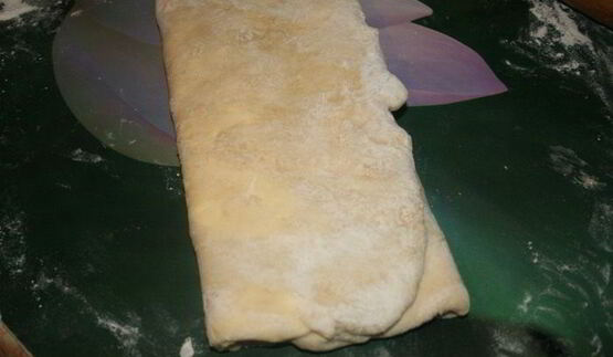 хрустящие корзинки с курицей из домашнего слоеного теста