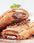 Слоеное тесто с яблоками и шоколадом