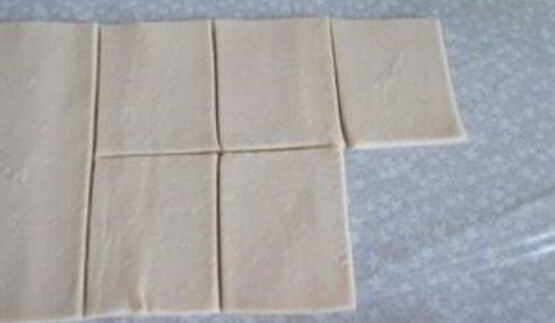 слоеное тесто с яблоками