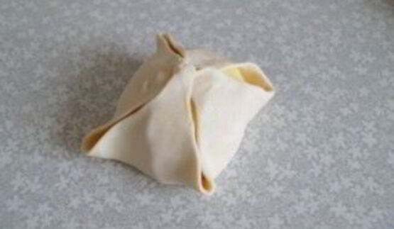 слоеное тесто с яблоками