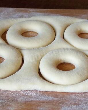 Тесто для пончиков на кефире