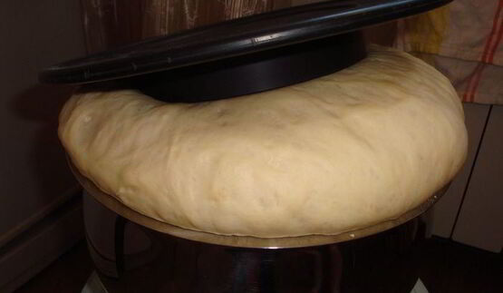 универсальное дрожжевое тесто на все случаи жизни