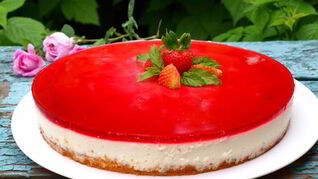 Торты с клубникой