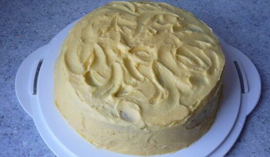 пасхальный кремообразный шоколадный торт с яичным ликером