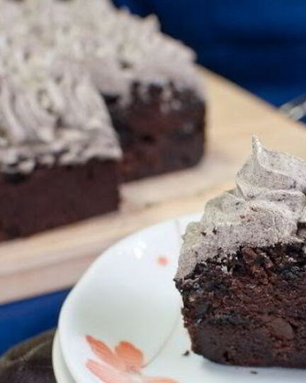 Рецепт шоколадного торта с печеньем