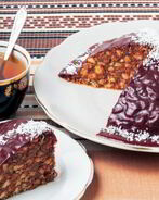 Торт из печенья и вареной сгущенки