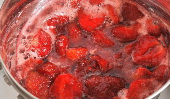 торт клубника со сливками