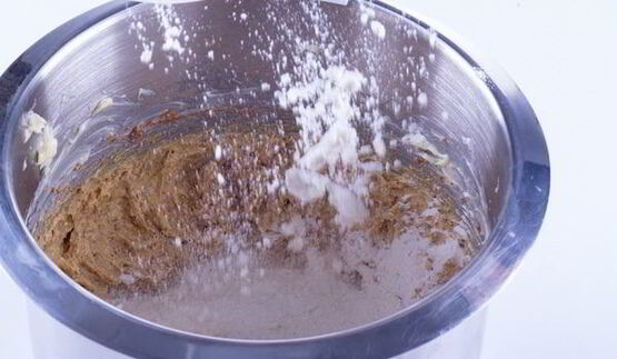 торт с тыквой и сабайоном на белом шоколаде