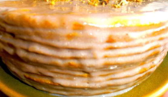 яблочный медовик