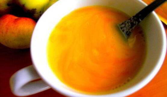 яблочный медовик