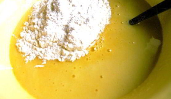 яблочный медовик