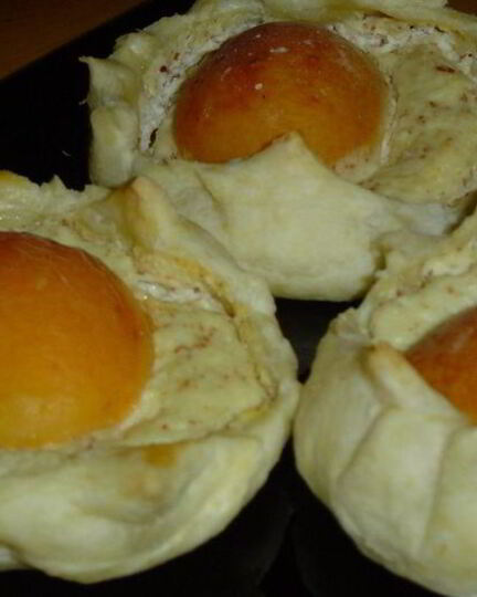 Рецепт творожно-абрикосовых слойки