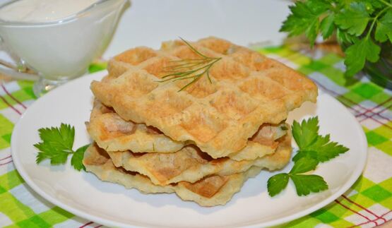картофельные вафли в вафельнице