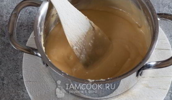 большие эклеры с фруктами