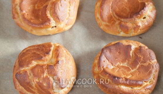 большие эклеры с фруктами