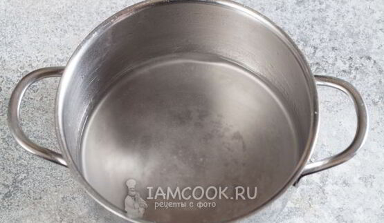 большие эклеры с фруктами