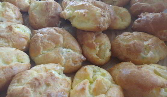 фисташковые эклеры