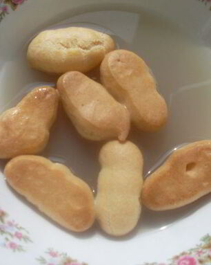 Консоме с профитролями