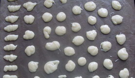 консоме с профитролями