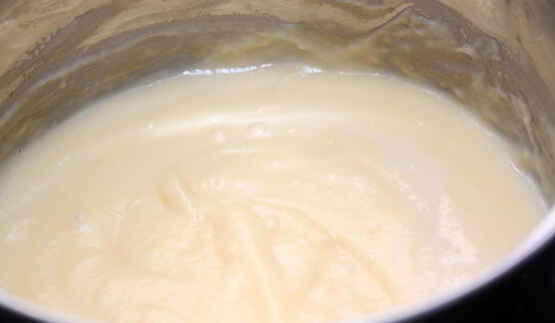 круглые эклеры с заварным кремом