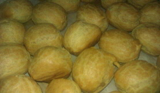 необыкновенные эклеры с орехово-бейлисовым кремом