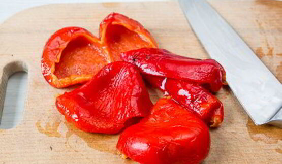 перевернутые профитроли с сырным кремом и перцем