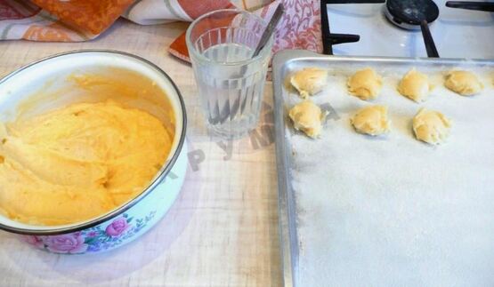 профитроли с заварным кремом