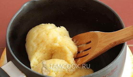 профитроли со шпротами