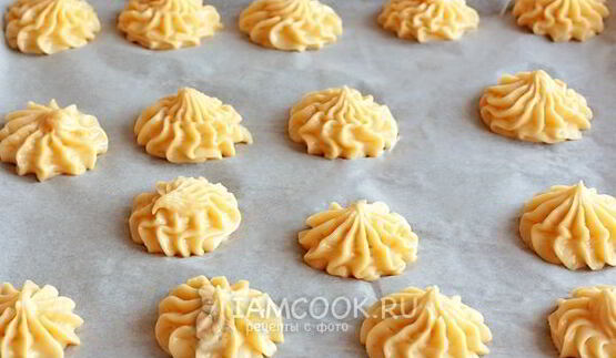 профитроли со шпротами