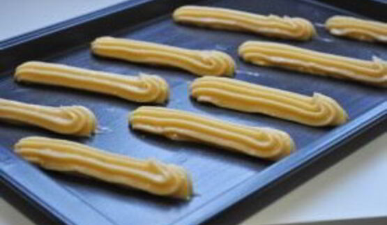 шоколадные эклеры