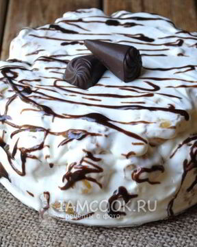 Торт из профитролей со сметанным кремом