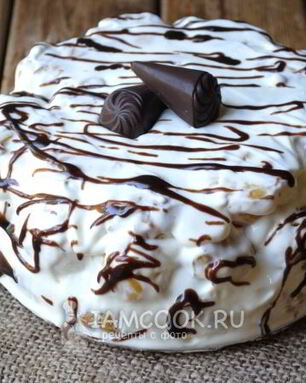 Торт из профитролей со сметанным кремом