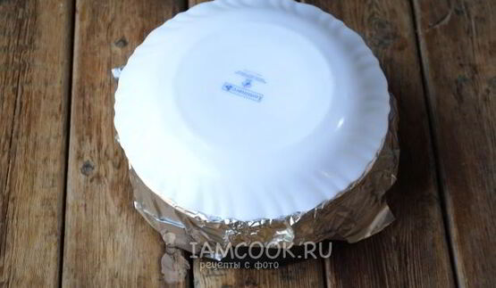 торт из профитролей со сметанным кремом