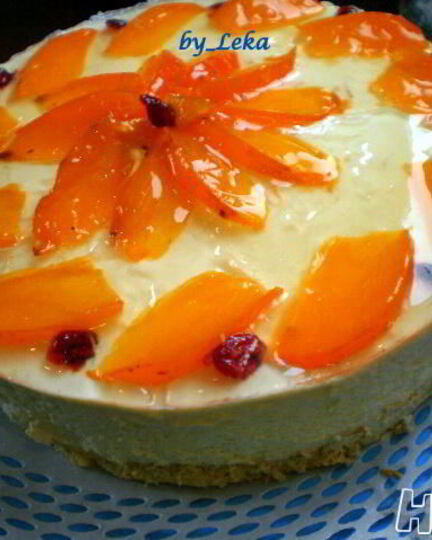 Рецепт торта с профитролями и хурмой