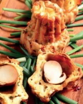 Эклеры из заварного теста с белыми грибами