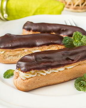 Эклеры с итальянским сливочным кремом и шоколадом