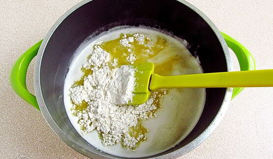 эклеры со сливочно-сметанным кремом