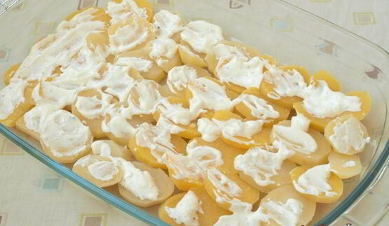 запеканка из баклажанов, помидоров и картофеля