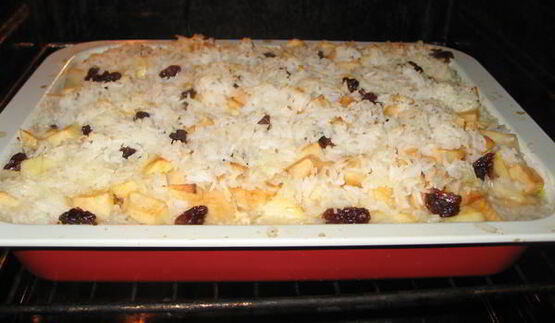 запеканка рисовая с тыквой, яблоками и изюмом