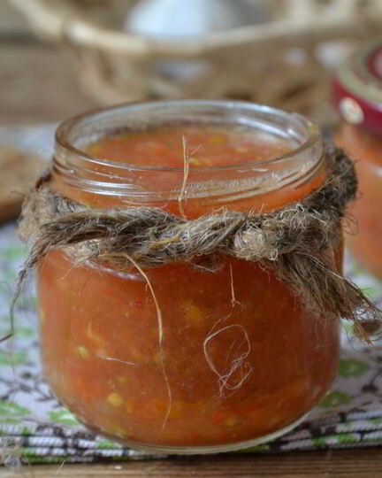 Рецепт аджики без перца на зиму