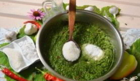 аджика из петрушки